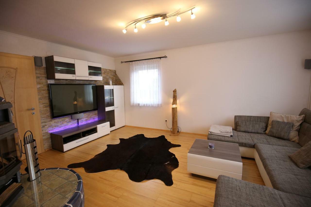 Villa Hasi Aich  Eksteriør billede
