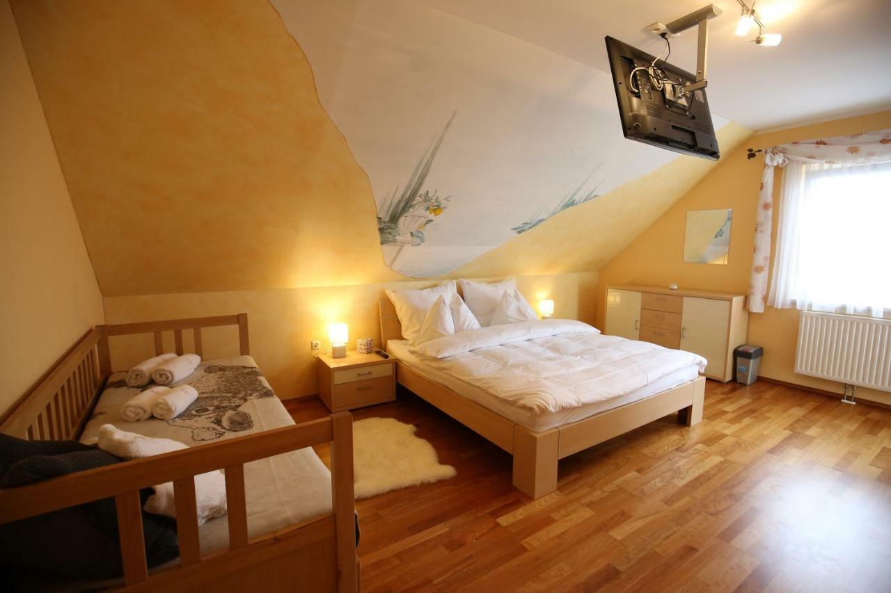 Villa Hasi Aich  Eksteriør billede